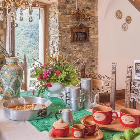 Casa Di Ettore * Comano (Tuscany)